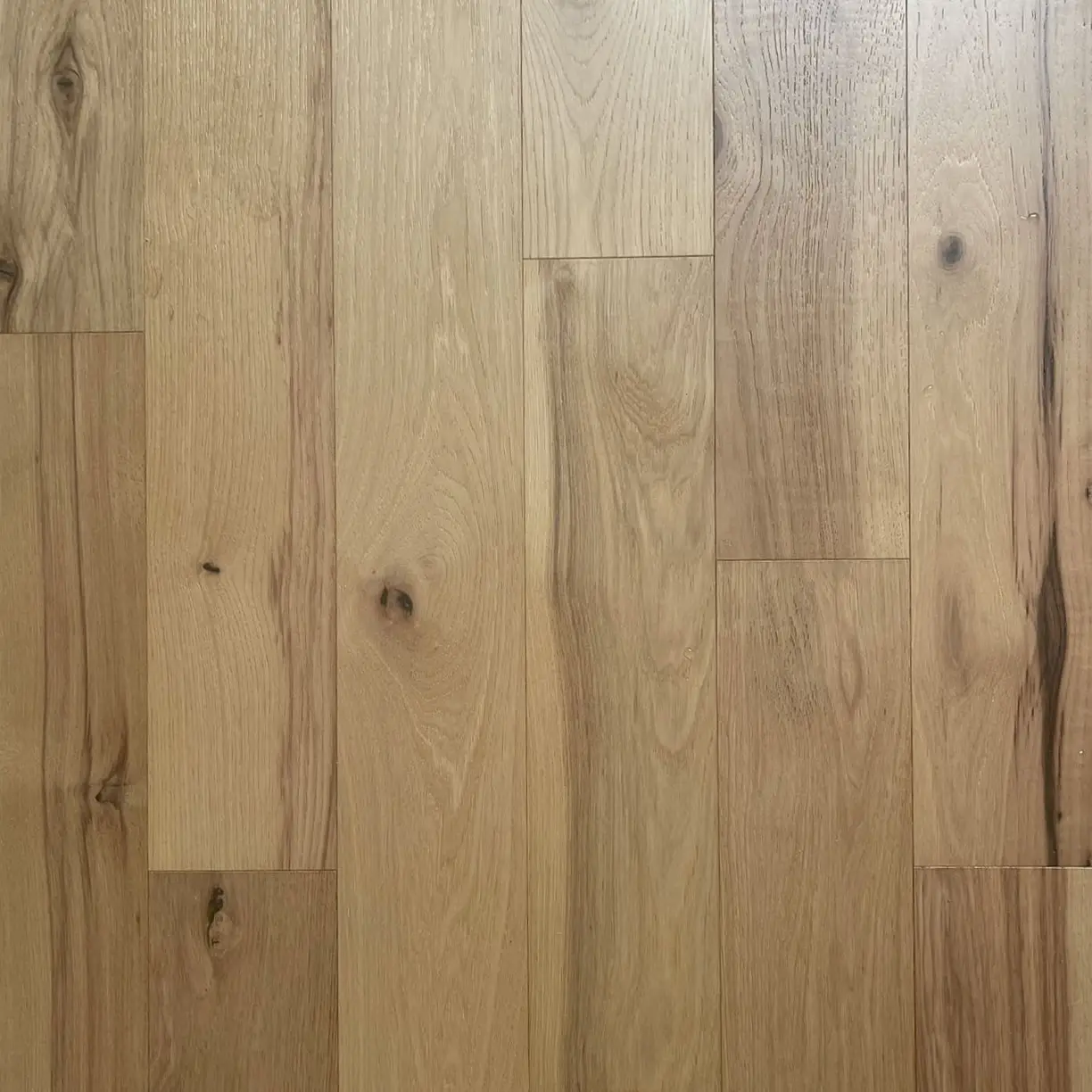Dekorman Natural Hickory 7/16 in. T x 5 in. W Wire Brushed Engineered Hardwood Flooring (22.60 sq.ft/case)
