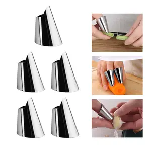 Stainless Steel Fruit Peel Finger Protector Kitchen Pick Vegetables Gadget Stripping Beans Garlic Peeler Finger Guard Utensils.