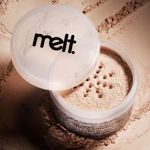 Barely Alive Translucent Loose Setting Powder