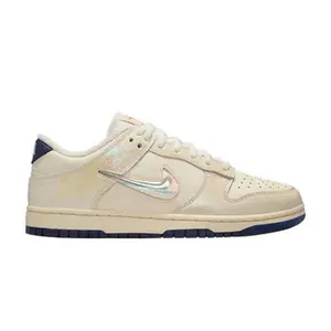 Nike Wmns Dunk Low 'Soft Pearl'