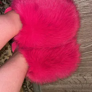 New Trendy Plush Fur Slippers, Valentine's Day Gift for Girls, Super Cute Fashion Warm Home Shoes, Anti-Slip Thick Sole Cotton Slippers