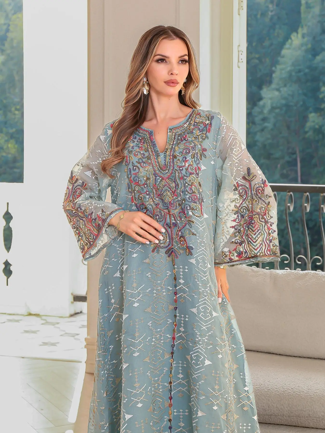 Women's Embroidery V Neck 3/4 Sleeve Arabian Robe, Elegant Long Sleeve Dress for Party Holiday Vacation, Ladies Islamic Clothing for All Seasons