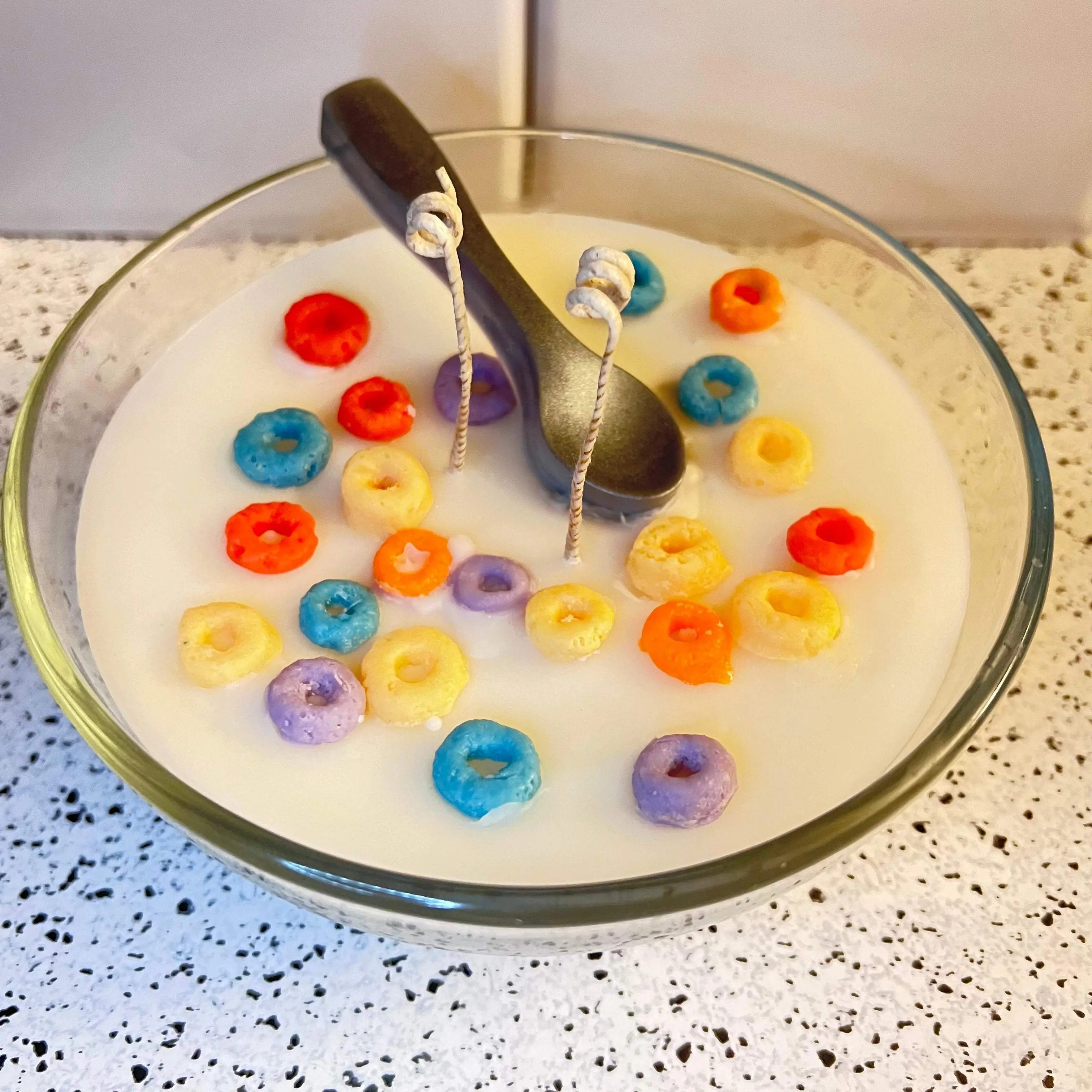 Fruity Rings cereal candle