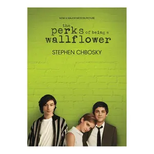 The Perks of Being a Wallflower Emotional Coming of Age Novel for Teens - Paperback