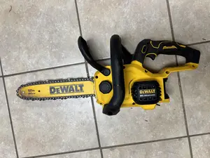 Dewalt 12” 20V Chainsaw USED