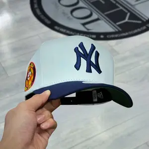 New Era 9FORTY MLB NY Yankees White Navy Snapback Hat, Anniversary Patch Cap | High Crown Curved Brim Baseball Hat For Men & Women, Adjustable Premium Streetwear Style Urban Fashion TikTok Shop 2026 Viral Trend Collector Edition