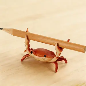 1 Count Artificial Realistic Crab Shaped Pen Holder, Cute Creative Desktop Pen Stand, Desk Accessories, Gifts, Office Stationery Supplies, Birthday Gifts, Home Decor, Pencil Holder, Decorative Desk Ornament for Office and Home,