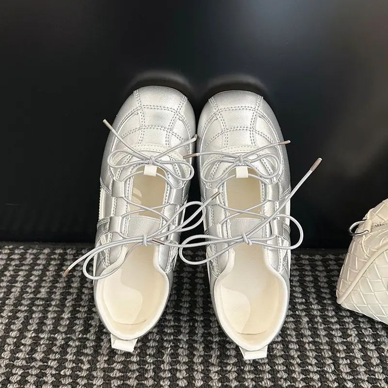 Women's Retro Ballet-Style Lace-Up Casual Sneakers - Fashionable Shoes with Soft Upper, Non-Slip Rubber Sole, Lightweight Design for Everyday Wear and Commuting