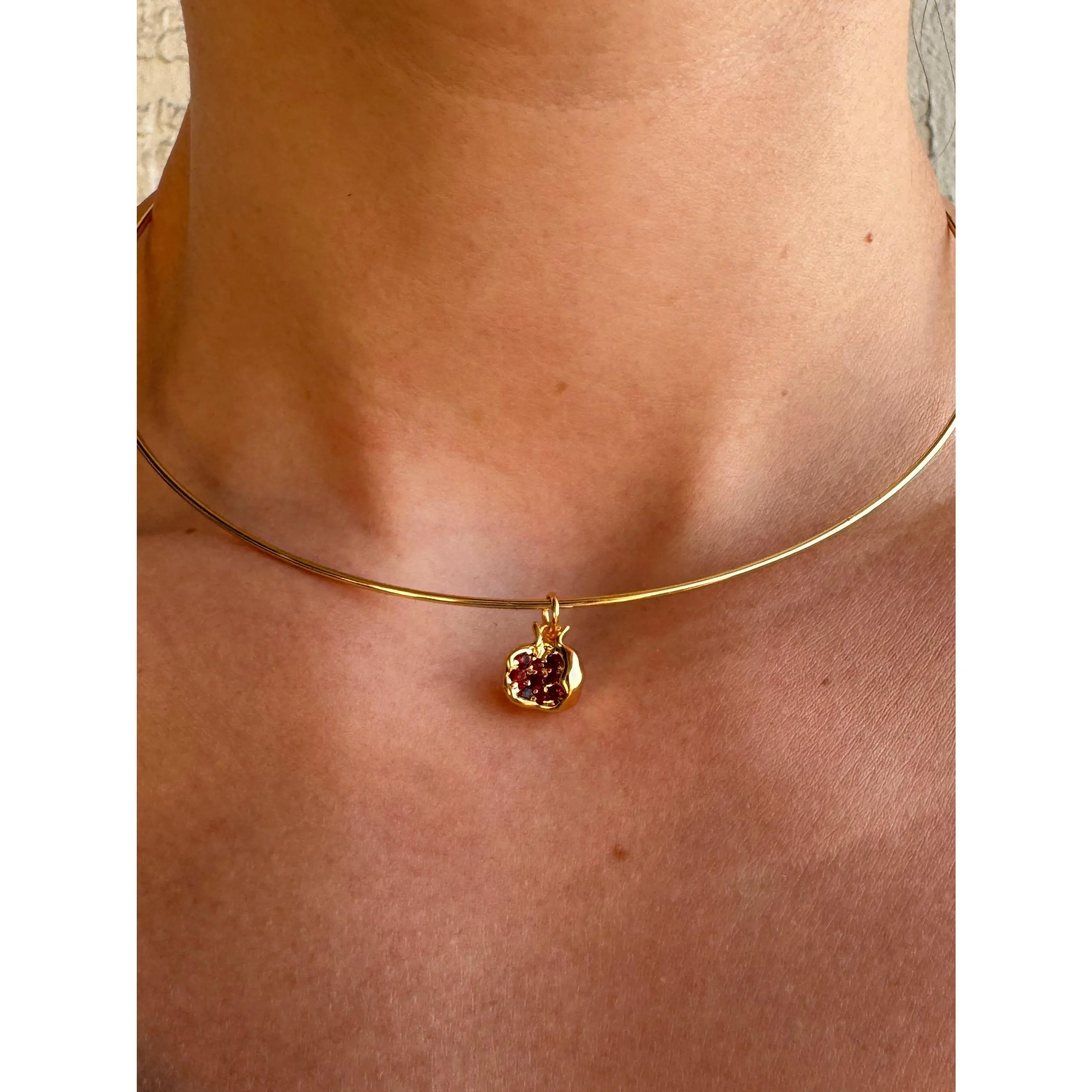 The “Naomi” Wire Choker