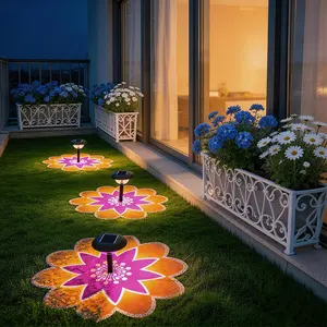 Solar Petal Projection Light, Outdoor Garden Pathway Lamp, Tabletop Decorative Lighting for Yard, Backyard, Garden, Walkway, Solar Pathway Lights