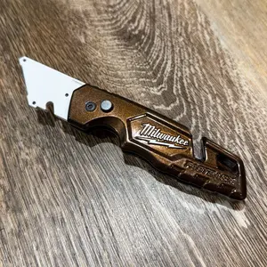 Whiskey bronze Milwaukee fastback Whiskey bronze Milwaukee fastback