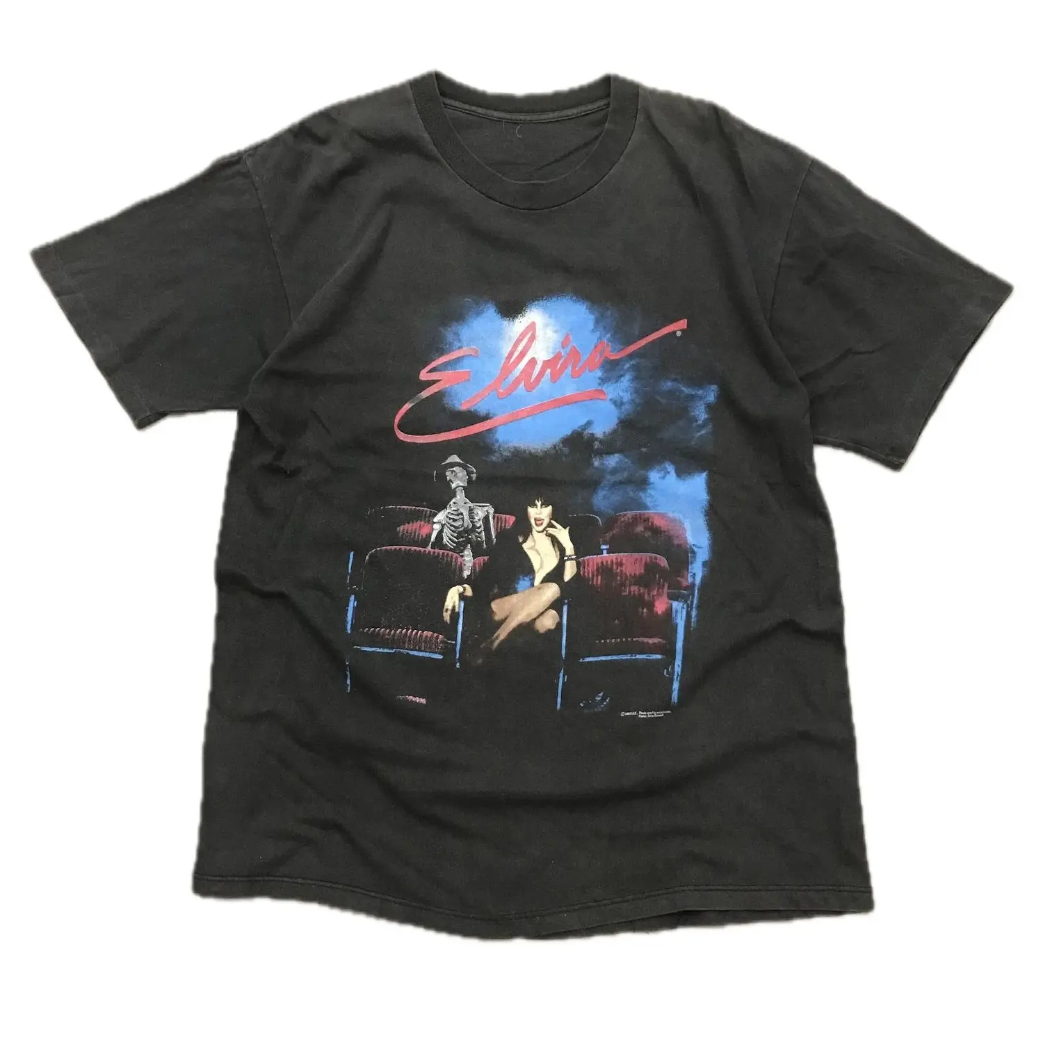 Vintage Gildan Print Elvira Mistress of the Dark Black T-Shirt