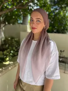 Gradient Color Hijab, Elegant Loose Wrap Headscarf, Lightweight Muslim Fashion Accessory, Plain Surface, All Seasons