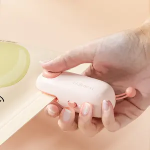 Mini Food Saver Sealer, Cordless Handheld Bag Closer for Chips, Cereal & Coffee, Compact Electric Snack Bag Sealer with Magnetic Base for Refrigerator Mounting (Portable & Lightweight)