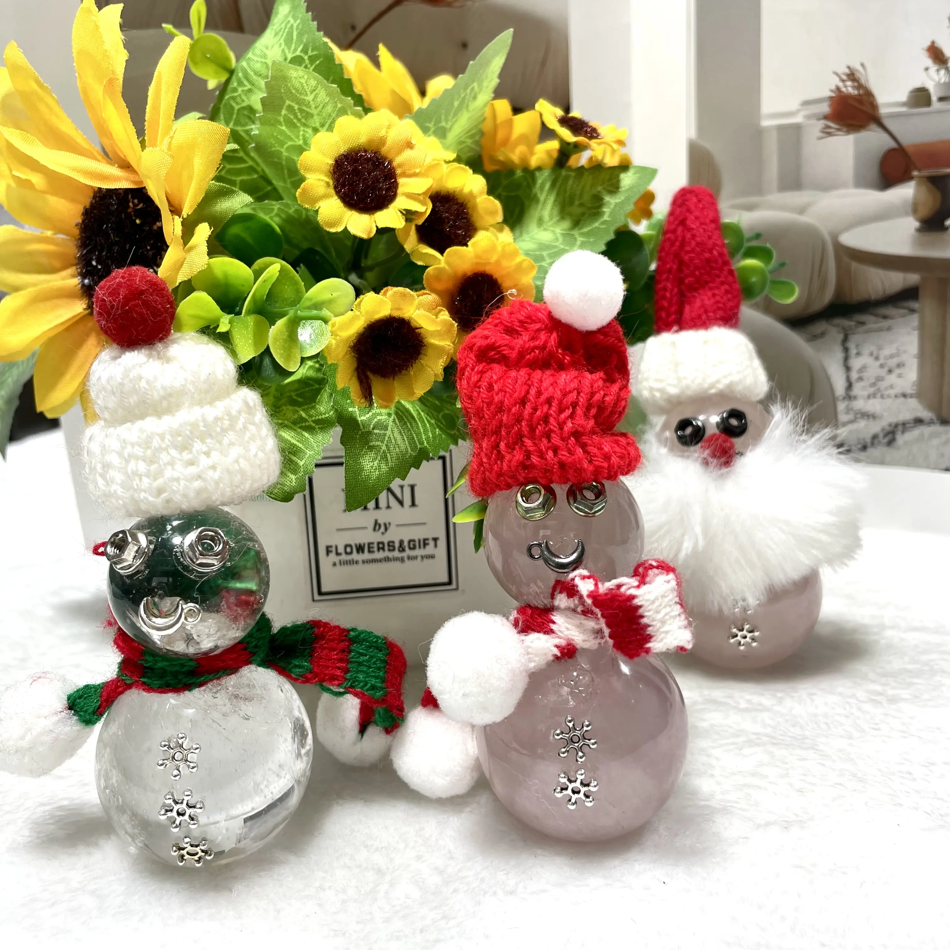 IG Crystal 2 Counts Snowman Crystal Carving Rose Quartz Clear Quartz Healing Stones Natural Stone Chakra Balancing Reiki Home Office Decor