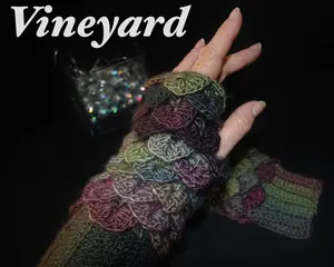 Dragon Scale Fingerless Gloves - Volume 1