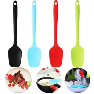 4PCS Cream Scraper Set, Silicone Stirring Spatula, Multifunctional Heat Resistant Baking Tool, Kitchen Cooking Scraper, Suitable for Cooking, Outdoor Picnic and Home Use