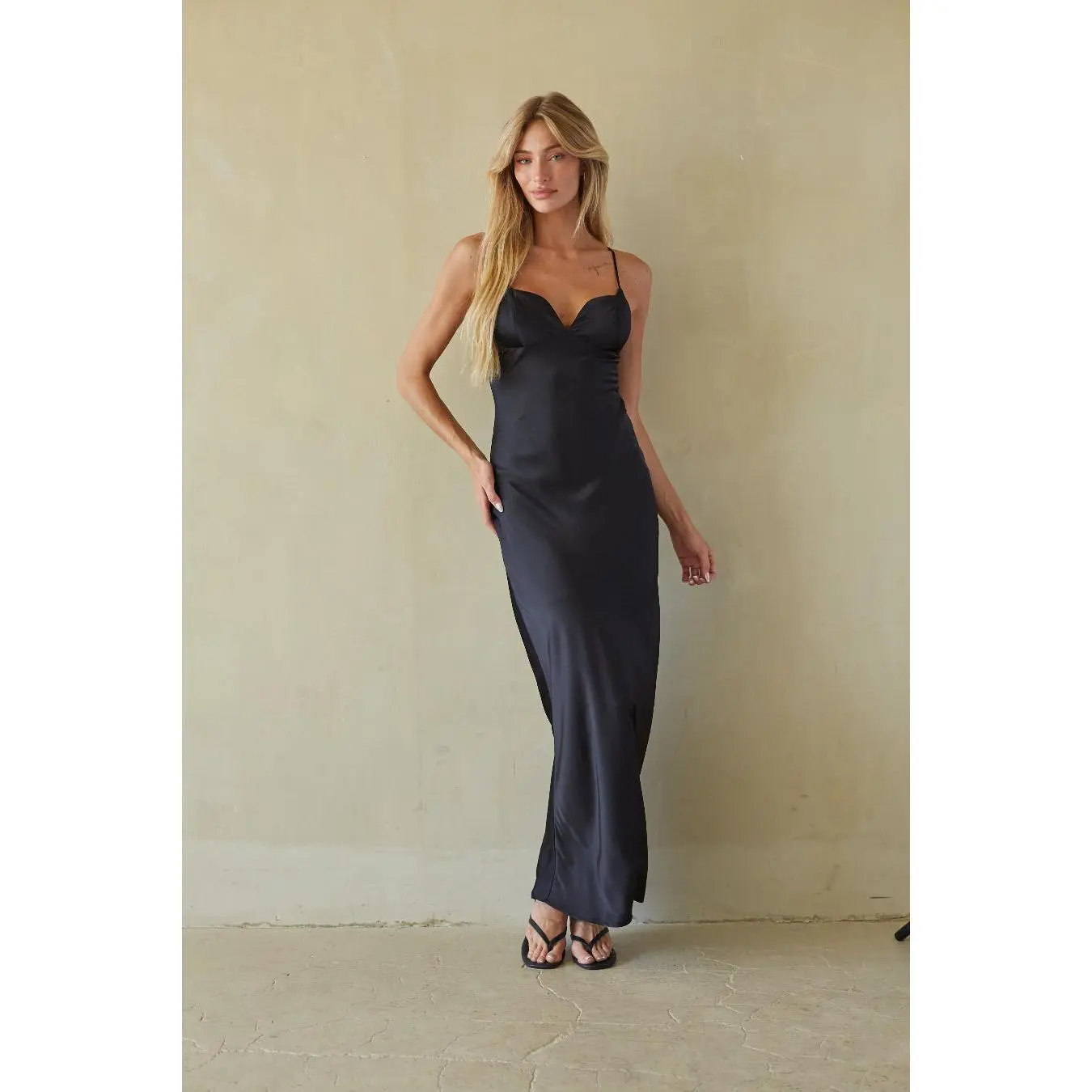 Women's Elinda Polyester Satin Spaghetti Strap Ruched Maxi Dress - Adjustable Straps, Back Zipper, Formal Wear