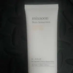 Product Review of [Top Selling] mixsoon Bean Sunscreen 1.69 fl.oz / 50ml - Airy Watery Texture, No White Cast, Daily Korean Face Sunscreen from 🇺**🇪