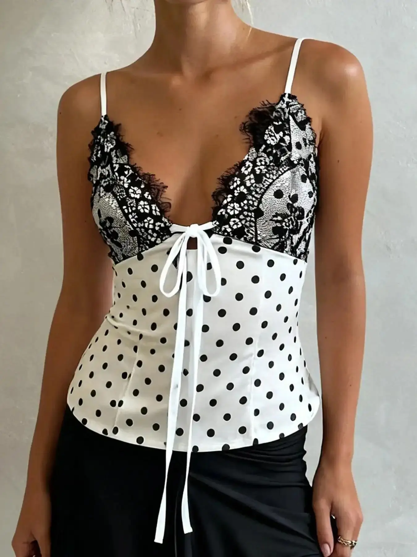 Polka Dot Lace V-Neck Spaghetti Strap Halter Top, Backless Halter Camisole, Vintage Backless Sexy Y2K Summer Elegant Cute Tank Top for Women, Casual Fashion, Backless Sleeveless Top