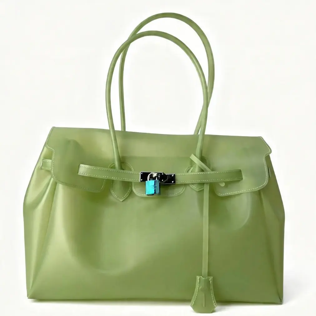 Fruit green