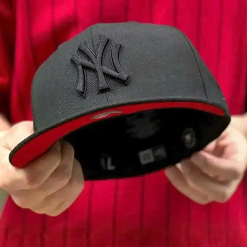 New Era 9FIFTY New York Yankees MLB Cap - Adjustable Classic Baseball Hat