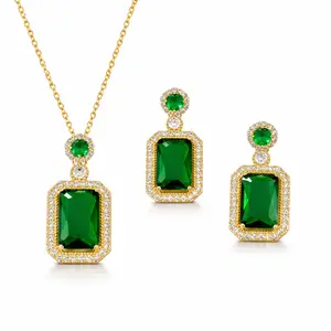 Elegant Emerald  green Crystal jewelry Set -gold Pendant Necklace and     Earrings for Woman