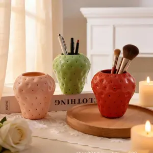 Creative Strawberry Vase Planter, Living Room Home Decor Resin Ornament, High-End Style, Elegant and Stylish