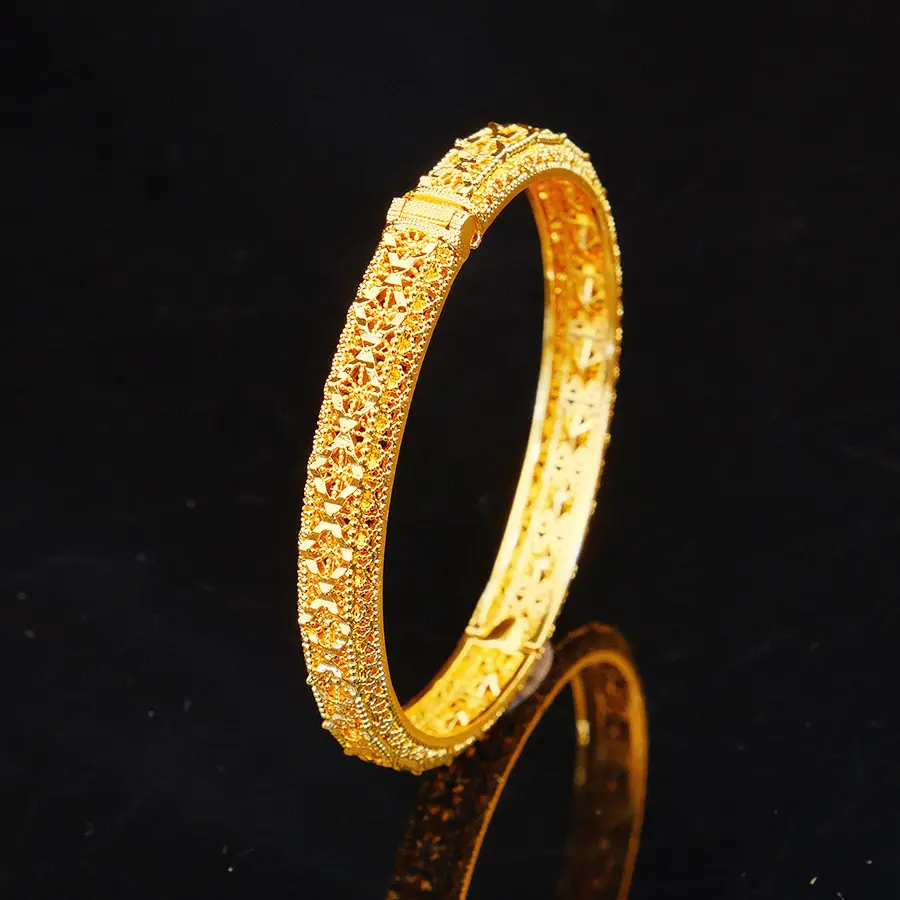 Small diamond shaped bracelet (1 piece)