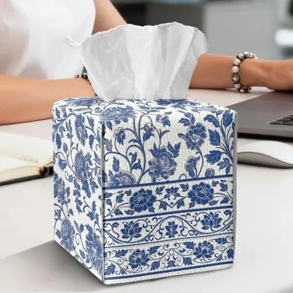 Retro Blue and White Porcelain Pattern Tissue Box Cover, Floral Pattern Square Tissue Box Stand, Suitable for Decorative Use of PU Leather Tissue Covers in Living Rooms, Bedrooms and Kitchens