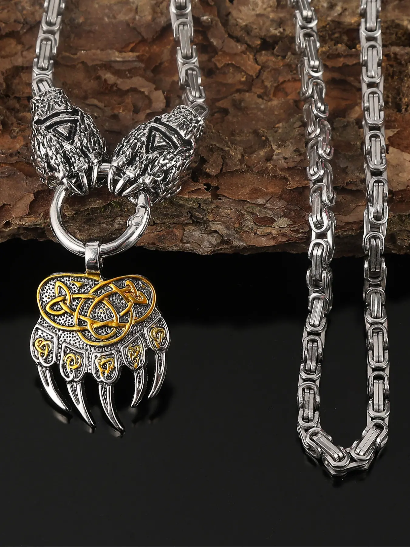 Viking Vintage Rune Bear Claw Pendant Necklace, Exquisite Gothic Mystery Jewelry Gift, Fashionable Stainless Steel Chain, Casual Style, Charm Necklace, Alloy Necklace, Perfect Gift for All Seasons