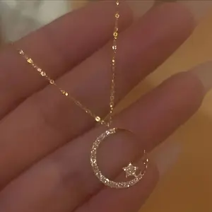 Elegant Golden Crescent Moon & Star Synthetic Zirconia Pendant Necklace - Sparkling Minimalist Clavicle Chain for Casual Attire, Perfect Gift for Women, Moon Necklace