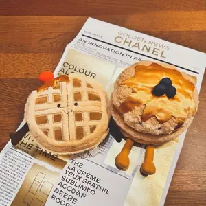 Adorable Waffle Dessert Series Meat Pie Plush Toy, Super Cute High-Quality Plush Doll, Baby Soothing Toy, Gift, Holiday Decoration