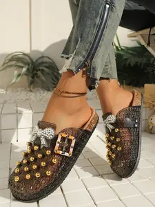 Women's Transparent Jelly Half Slipper, Metal Buckle Design, Thin Upper Material, Rubber Sole, Plain Pattern, Ideal for Daily Wear