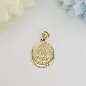 Necklace Charm   10kt