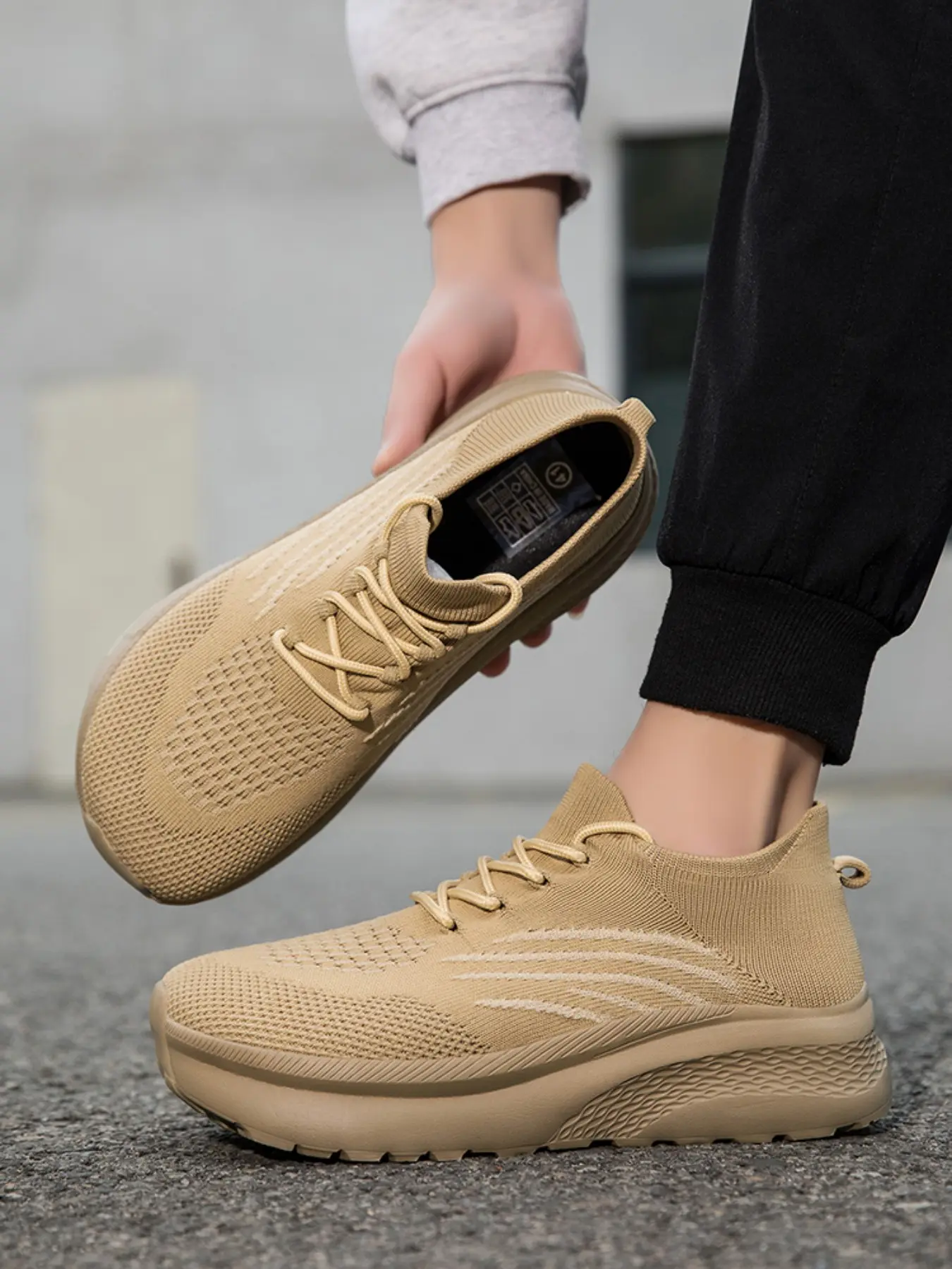 2026 New Wide Head Unisex Couple Sports Shoes, Knitted Running Shoes, Casual Running Shoes, Sporty Running Shoes, Comfortable Athletic Footwear for Men and Women, Workout Sneakers, Sporty Running Fashion