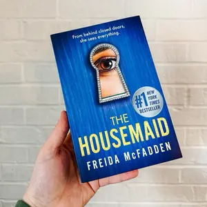 Bedazzled “The Housemaid” by Freida McFadden | Bedazzled Books | Shelf Decor