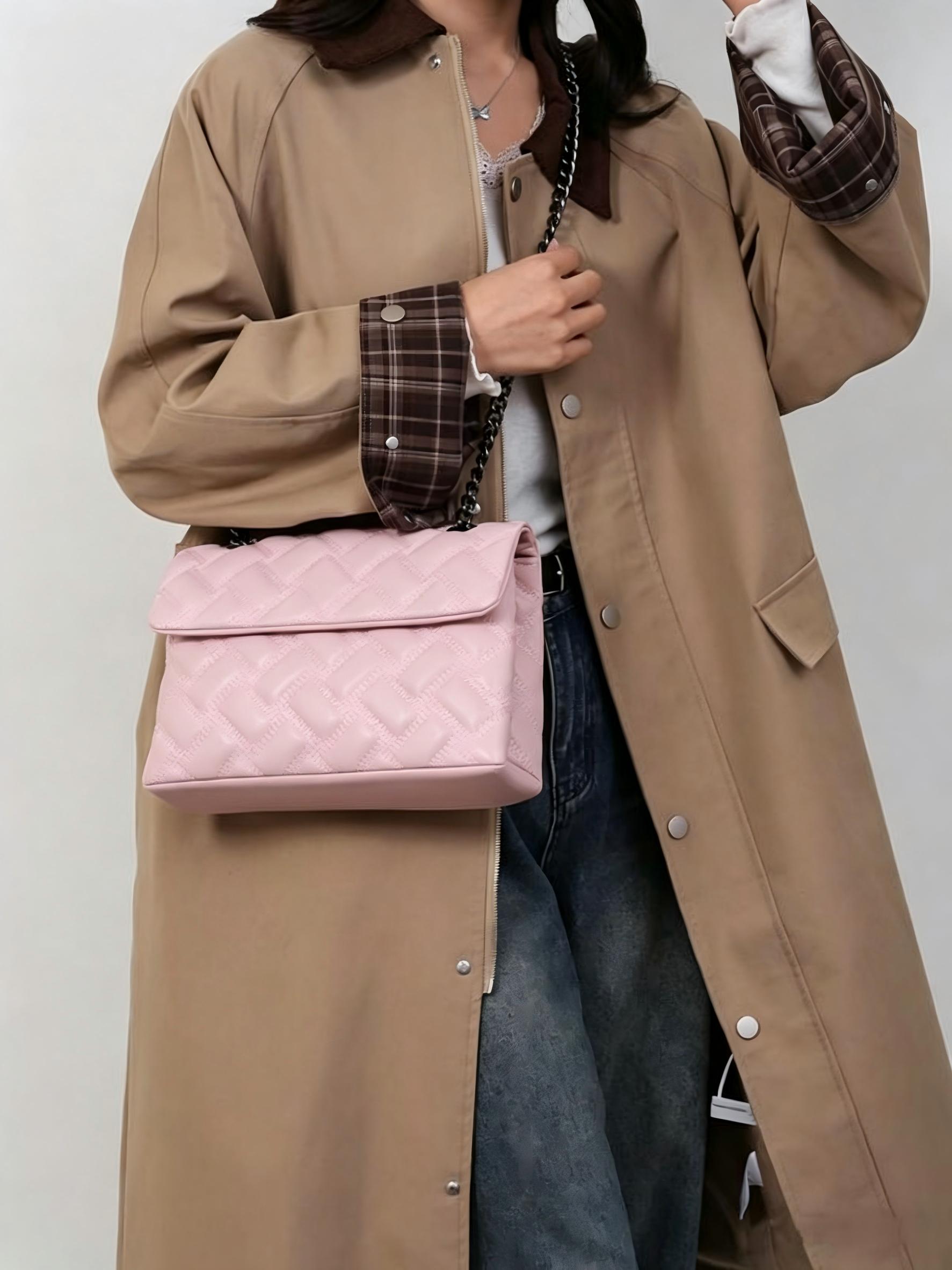 2026 New European Style Chain Messenger Bag, Plaid PU Material, Large Capacity, All Seasons, Perfect for Commuting and Daily Use