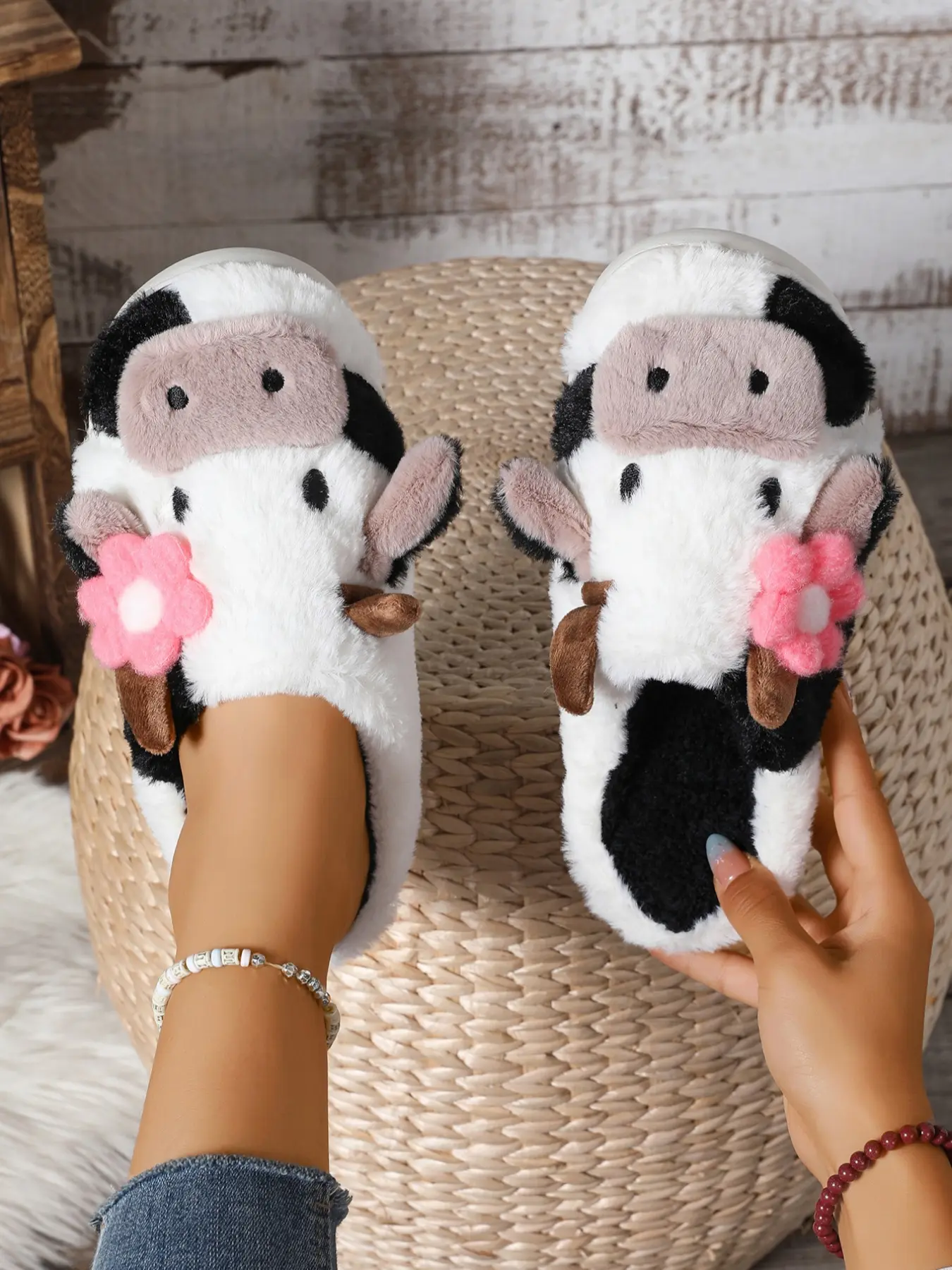 Women's New Fashion Cartoon Cow Head Indoor Outdoor Cotton Slippers, Plush Home Shoes, Winter Casual Warm Household Footwear, House Slides, Fuzzy House Slippers, Cozy House Slippers, Cute Soft Slippers