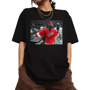 100% Cotton Vintage 90S Tupac Shakur Graphic Tee West Coast Hip Hop Legend 2Pac Rap Merchandise Retro Style Bootleg Shirt Golf Gift T-Shirt For Men And Women ZZB