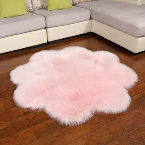 Pile Floor Covering Wool-like Modern Minimalist Petal-shaped Bedroom Bedside Mats