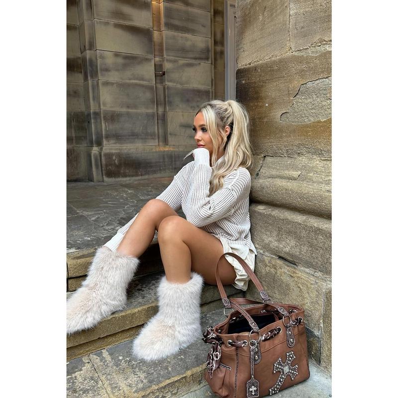Chilly Days Booties - Beige