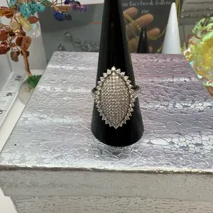 925 sterling silver size #8  quality solid pc Italian silver ring ,cubic zirconia//anillo de plata plata Italiana talla talla # #8 es  solido piedras finas de zirconia alta calidad