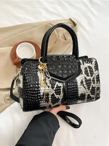 Women's Elegant Snakeskin & Crocodile Embossed Crossbody Bag, Fashionable  Key Decorated Shoulder Bag for Daily Used, Casual Trendy Versatile High-quality Daily Commuting Bag