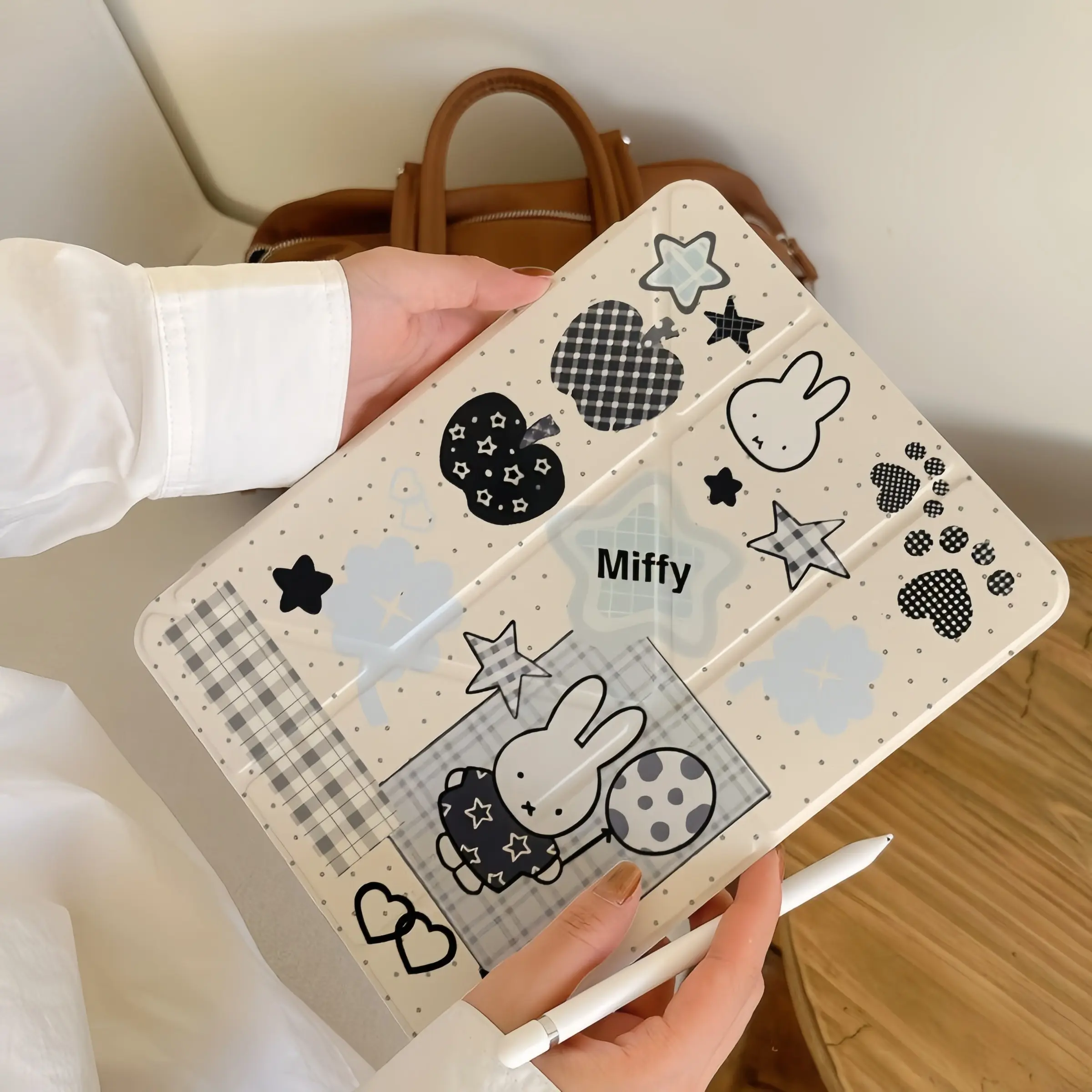 iPad Protective Case for 10.2 Inch, Air3/10.5, Pro 9.7, Transparent Anti-Drop, Foldable, Full Coverage, Pen Slot, Hard Shell, Style Design, iPad Covers, iPad Protective Casing, Tablet Accessories