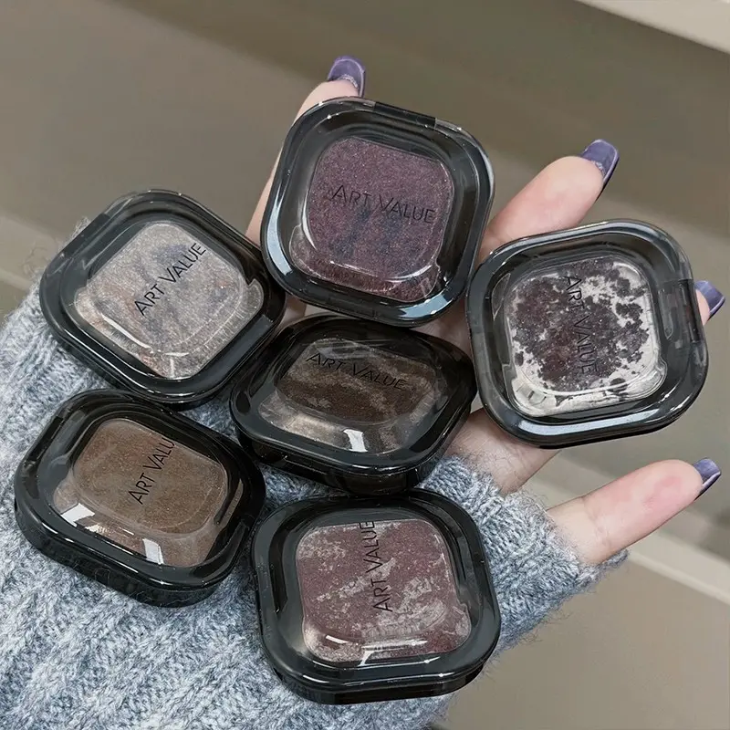 Mud Dye Liquid Shimmering Eyeshadow Palette, Pearl Glitter Highlighter, Fine Powder Smooth Texture, Perfect for Commuting, Elegant Makeup