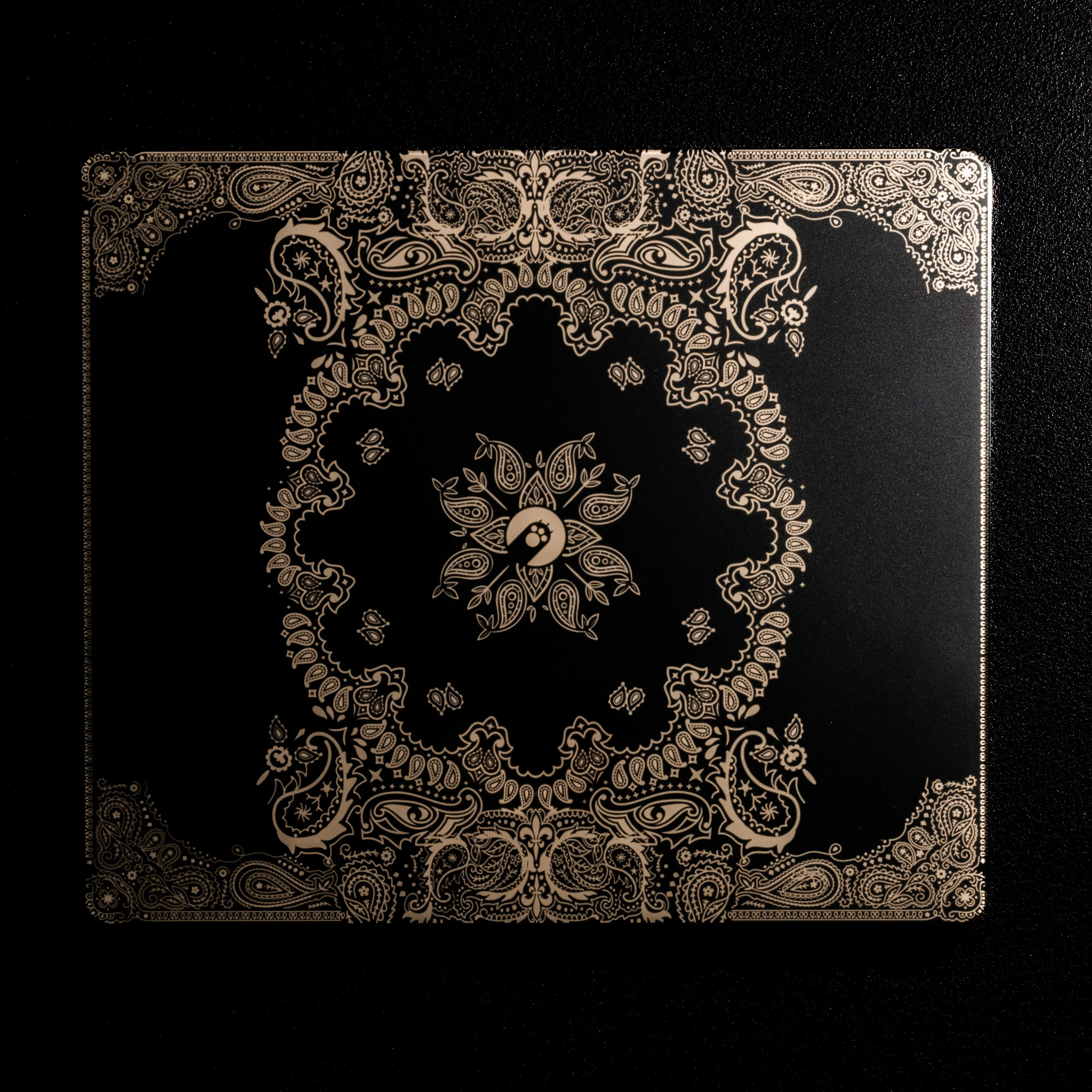 Silk Glass Profession Gaming Mouse Pad Ultra Smooth High Precision Nanocoating Micro-Etched 2-Micron Mouse Pad Hardened Tempered Glass and Scratch-Resistant Property
