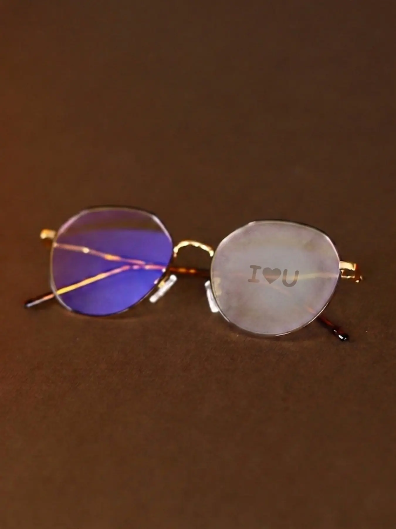 Gentle Mother Artistic Decorative Glasses, I Heart U Limited Edition, Lightweight Round Frame, Unisex Fashion Accessory, Perfect Gift