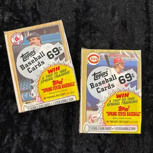 Two Cello Packs of 1987 Topps MLB Baseball Trading Cards
