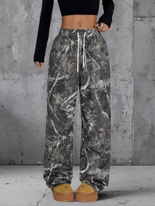 Unisex Camo Print Drawstring Waist Straight Leg Pants Bottom, Loose Fit Casual Fashion Long Trousers for Summer Daily Wear Camouflage